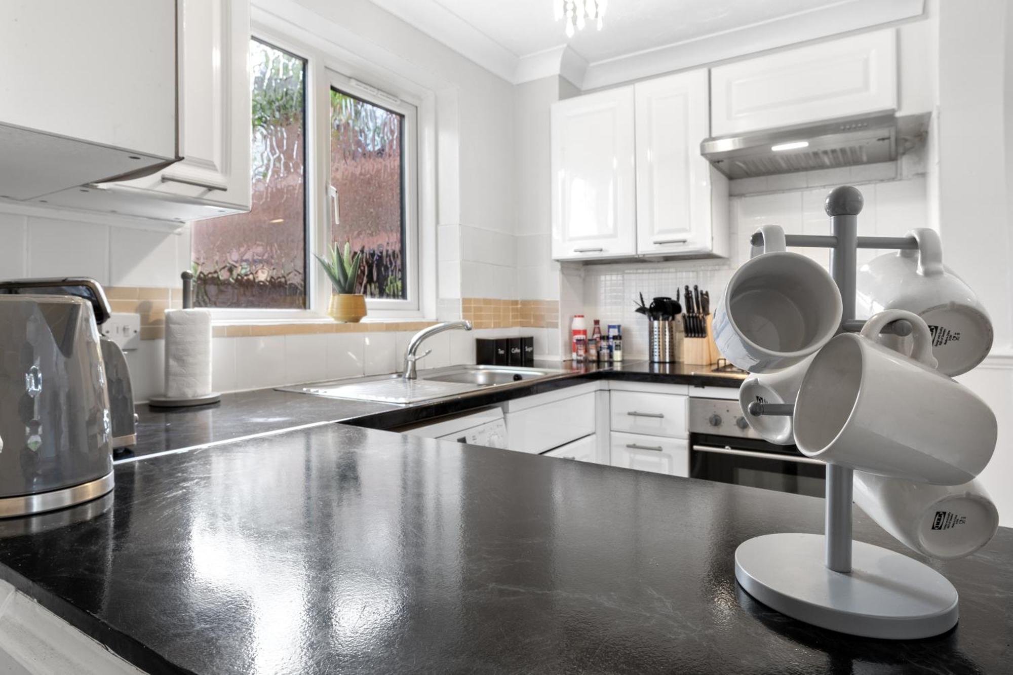 Watford Cozy Full Home - Perfect For Harry Potter Studios! Экстерьер фото